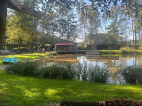 Unieke chalet aan het water